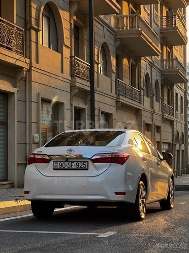 Toyota Corolla 2013, 500,000 km - 1.6 l - Bakı