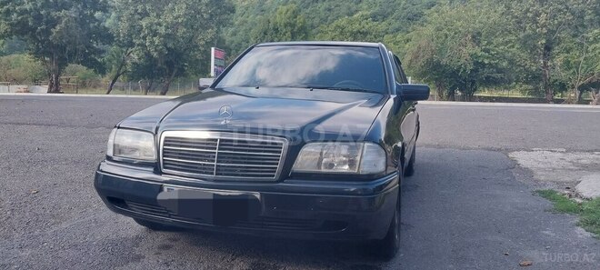 Mercedes C 180 1997, 372,124 km - 1.8 l - Qəbələ