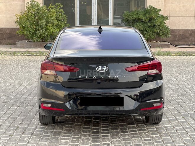Hyundai Elantra 2019, 97,000 km - 2.0 l - Bakı