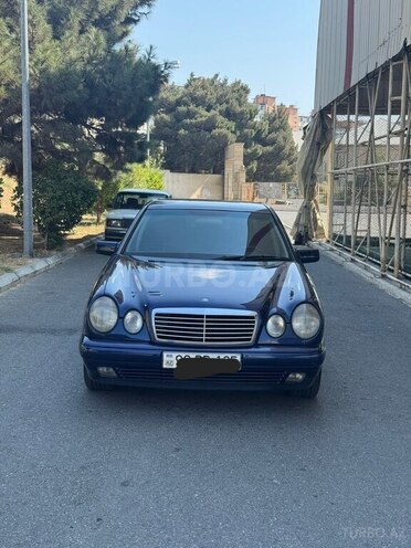 Mercedes E 240 1998, 263,550 km - 2.4 l - Bakı