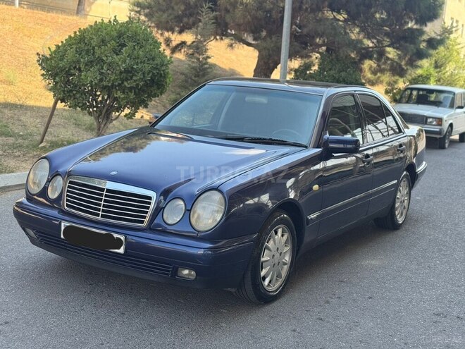 Mercedes E 240 1998, 263,550 km - 2.4 l - Bakı