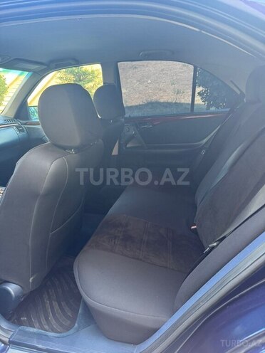 Mercedes E 240 1998, 263,550 km - 2.4 l - Bakı