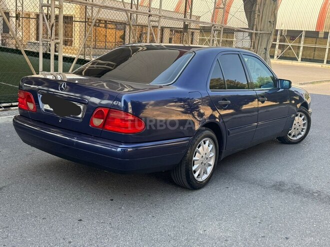 Mercedes E 240 1998, 263,550 km - 2.4 l - Bakı