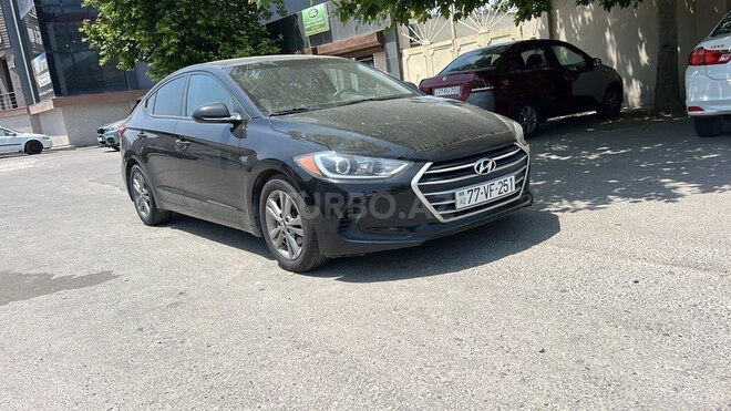 Hyundai Elantra 2018, 124,000 km - 2.0 l - Bakı