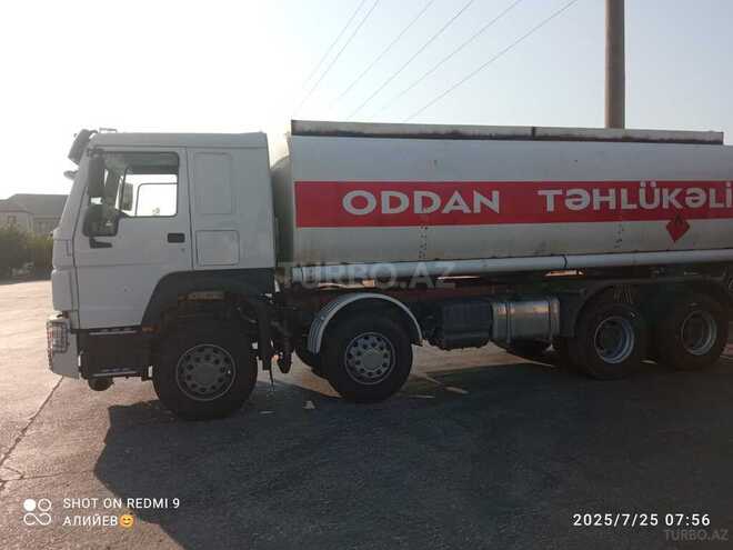 HOWO Sinotruk 2023, 500,000 km - 10.0 л - Bakı