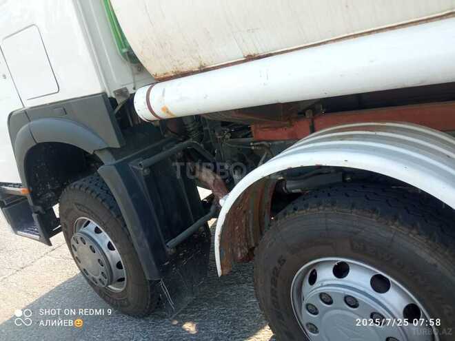 HOWO Sinotruk 2023, 500,000 km - 10.0 л - Bakı