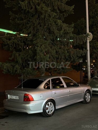 Opel Vectra 2001, 220,000 km - 1.6 л - Sumqayıt