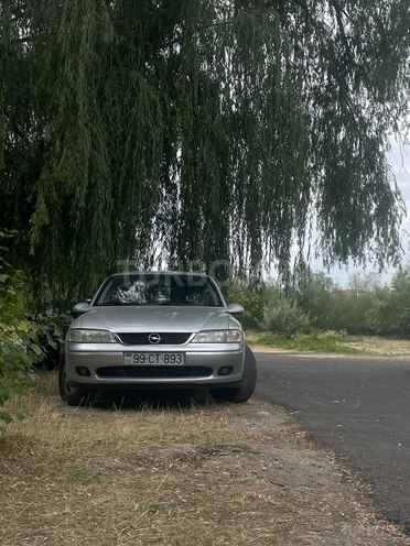 Opel Vectra 2001, 220,000 km - 1.6 л - Sumqayıt