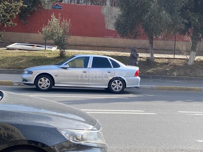 Opel Vectra 2001, 220,000 km - 1.6 л - Sumqayıt