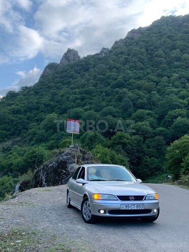 Opel Vectra 2001, 220,000 km - 1.6 л - Sumqayıt