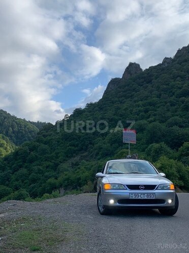 Opel Vectra 2001, 220,000 km - 1.6 л - Sumqayıt