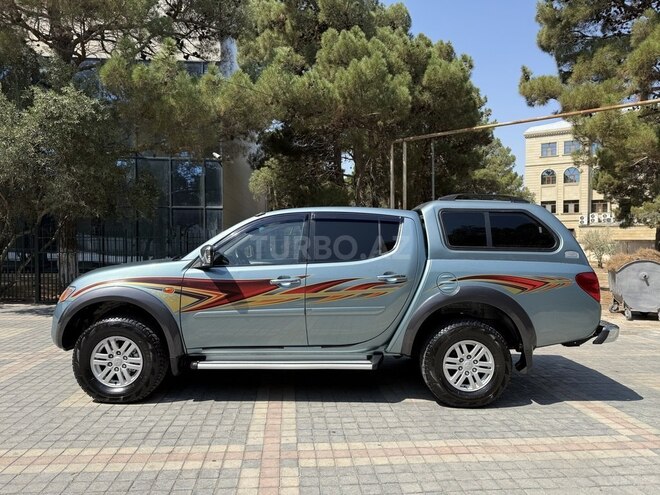 Mitsubishi L200 2008, 178,225 km - 2.5 l - Bakı