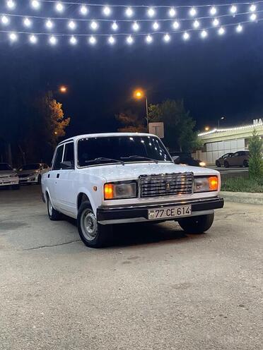LADA (VAZ) 2107 2009, 82,000 km - 1.6 л - Şirvan