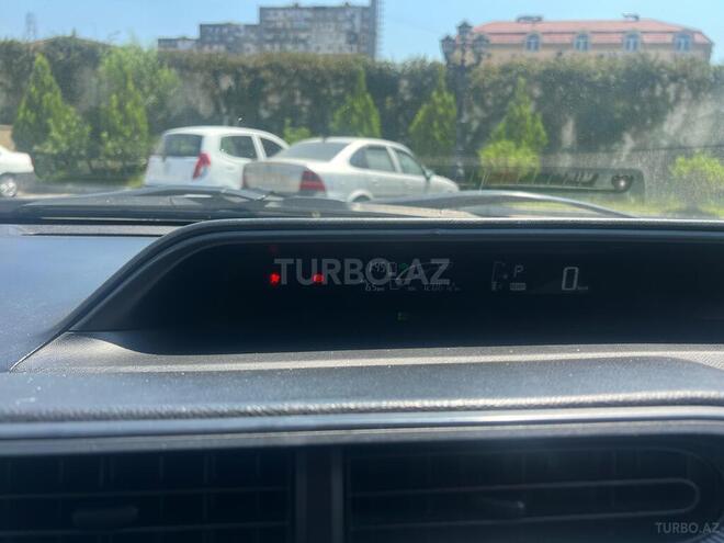 Toyota Aqua 2018, 121,000 km - 1.5 л - Bakı