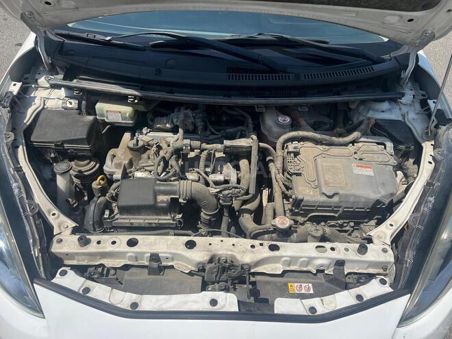 Toyota Aqua 2018, 121,000 km - 1.5 л - Bakı