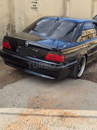 BMW 728-9