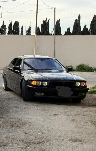 BMW 728-1