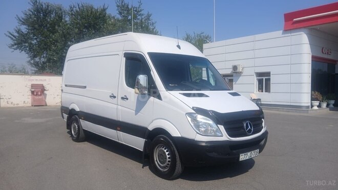 Mercedes Sprinter 312 2009, 190,500 km - 2.7 л - Yevlax