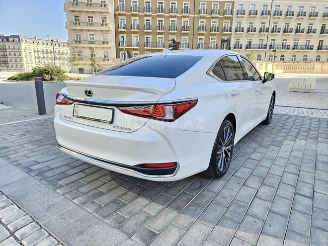 Lexus ES 300h 2023, 23,000 km - 2.5 l - Bakı