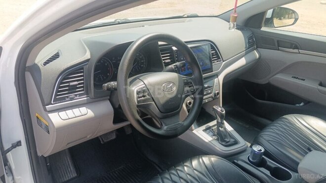 Hyundai Elantra 2017, 202,777 km - 2.0 l - Bakı