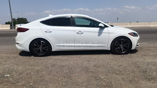 Hyundai Elantra 2017, 202,777 km - 2.0 l - Bakı