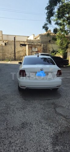 Volkswagen Polo 2018, 216,000 km - 1.6 l - Bakı