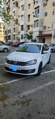 Volkswagen Polo 2018, 216,000 km - 1.6 l - Bakı