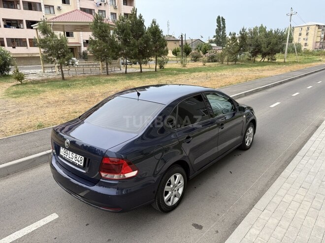 Volkswagen Polo 2015, 184,320 km - 1.6 л - Lənkəran