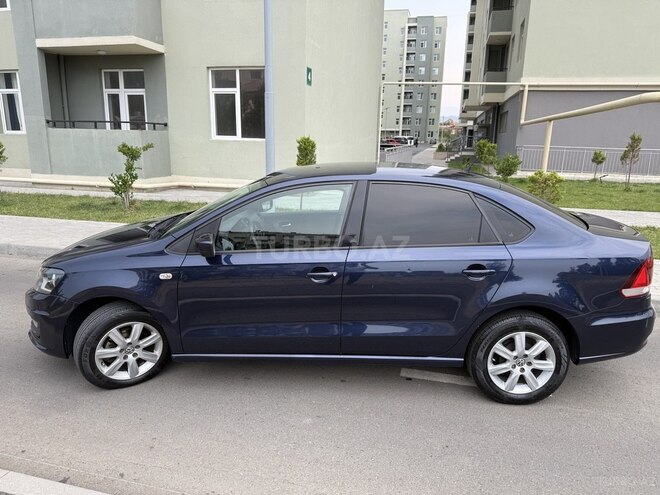 Volkswagen Polo 2015, 184,320 km - 1.6 л - Lənkəran