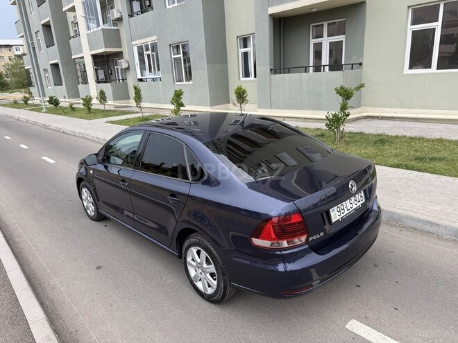 Volkswagen Polo 2015, 184,320 km - 1.6 л - Lənkəran