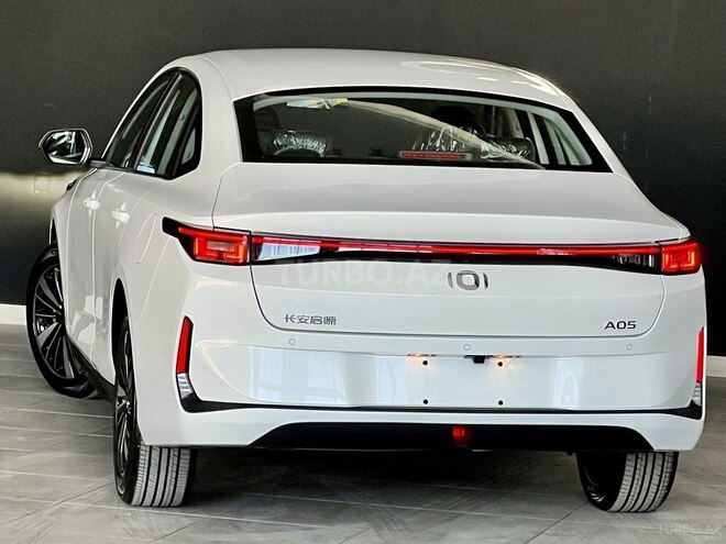 Changan Qiyuan A05-20