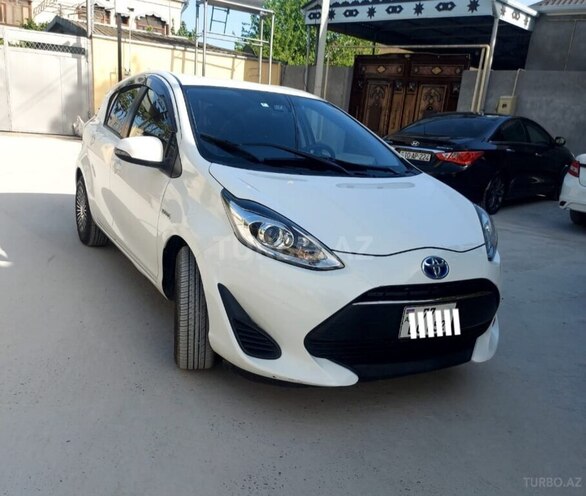 Toyota Aqua 2018, 67,800 km - 1.5 l - Salyan