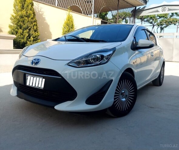 Toyota Aqua 2018, 67,800 km - 1.5 l - Salyan