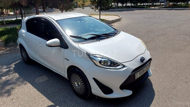 Toyota Aqua 2018, 67,800 km - 1.5 l - Salyan