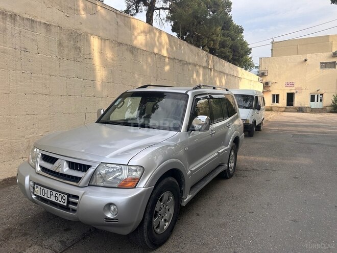 Mitsubishi Pajero 2003, 224,000 km - 3.0 l - Qazax