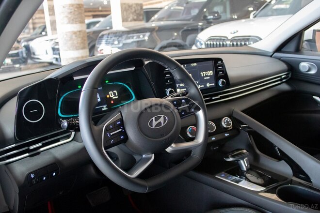 Hyundai Elantra 2024, 2,000 km - 1.6 л - Bakı