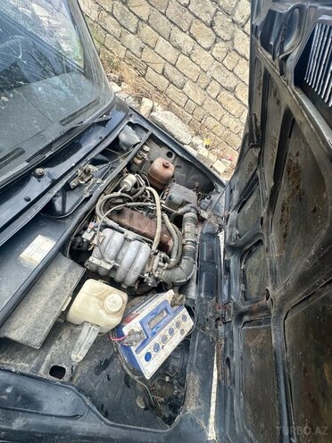 LADA (VAZ) 2107 2010, 150,000 km - 1.6 л - Salyan