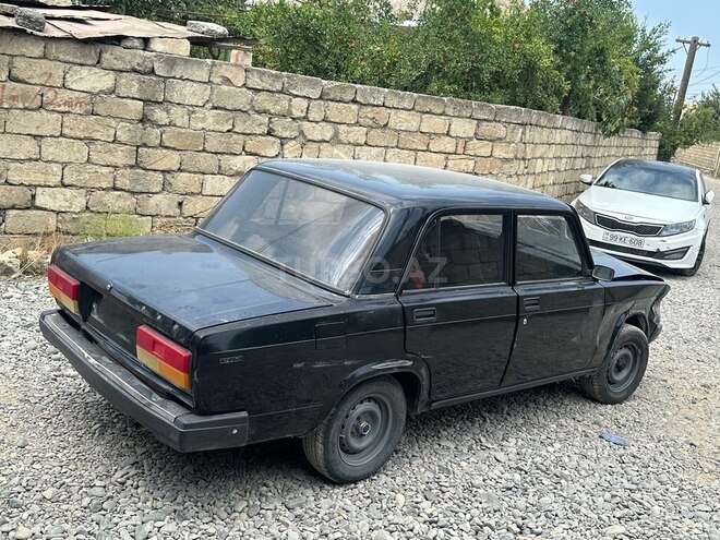 LADA (VAZ) 2107 2010, 150,000 km - 1.6 л - Salyan