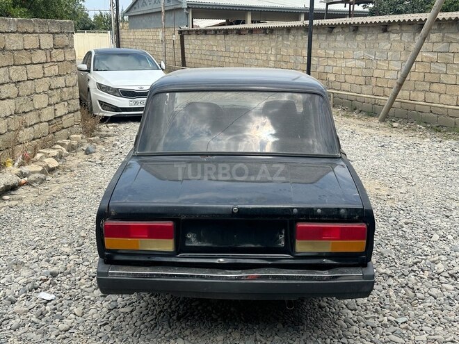 LADA (VAZ) 2107 2010, 150,000 km - 1.6 л - Salyan
