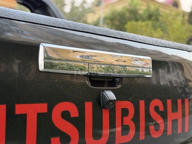 Mitsubishi L200 2023, 97,000 km - 2.4 l - Bakı