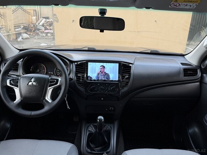 Mitsubishi L200 2023, 97,000 km - 2.4 l - Bakı