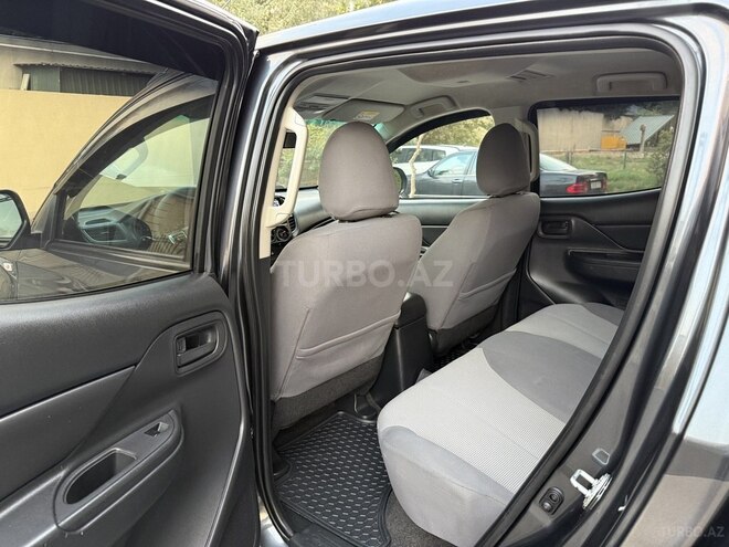Mitsubishi L200 2023, 97,000 km - 2.4 l - Bakı