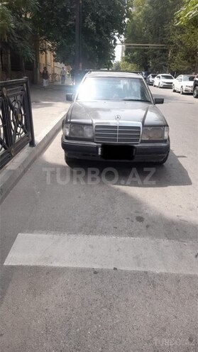 Mercedes E 200 1992, 670,000 km - 2.0 l - Bakı