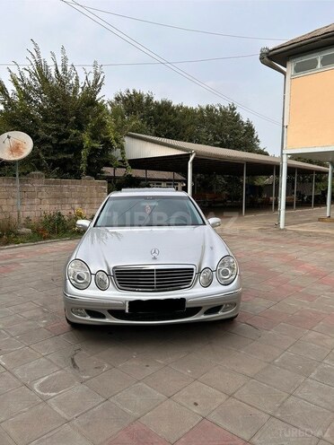 Mercedes E 240 2004, 359,000 km - 2.6 l - Masallı