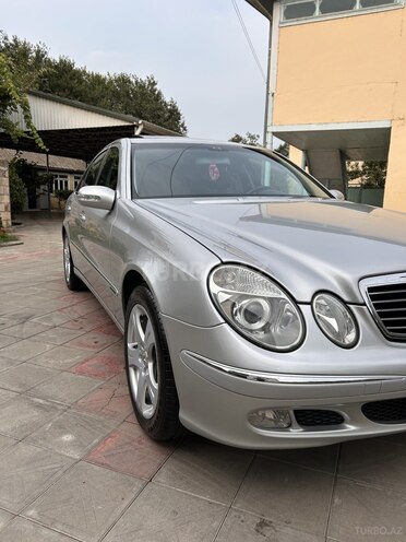 Mercedes E 240 2004, 359,000 km - 2.6 l - Masallı