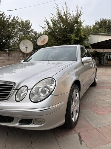 Mercedes E 240 2004, 359,000 km - 2.6 l - Masallı