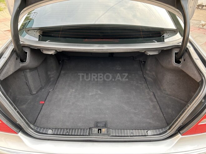 Mercedes E 240 2004, 359,000 km - 2.6 l - Masallı