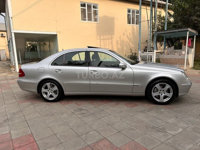 Mercedes E 240 2004, 359,000 km - 2.6 l - Masallı