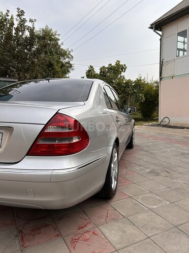 Mercedes E 240 2004, 359,000 km - 2.6 l - Masallı