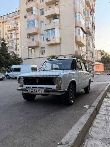 LADA (VAZ) 21011 1984, 400,000 km - 1.3 l - Bakı